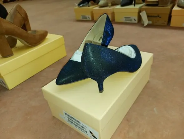 2#5540 Scarpe uomo e donna