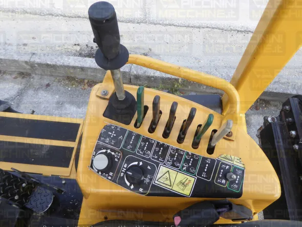 Scavacanali Vermeer RTX550