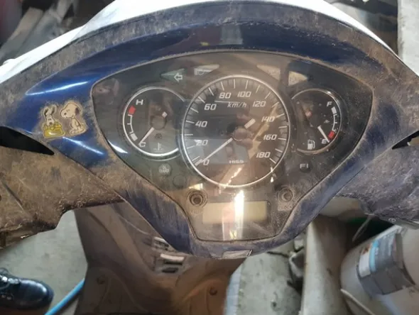 1#4983 Scooter Honda SH300