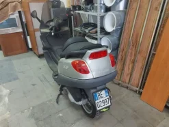4#6180 Scooter Piaggio XP