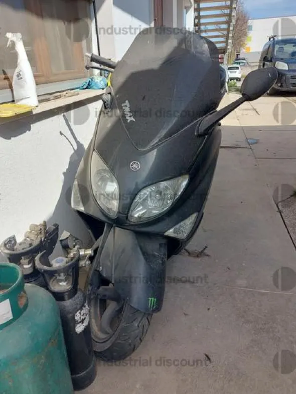 3#9052 Scooter Yamaha