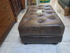 37#9481 Sedia Frag con pouffe e comodini