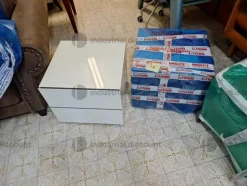 37#9481 Sedia Frag con pouffe e comodini