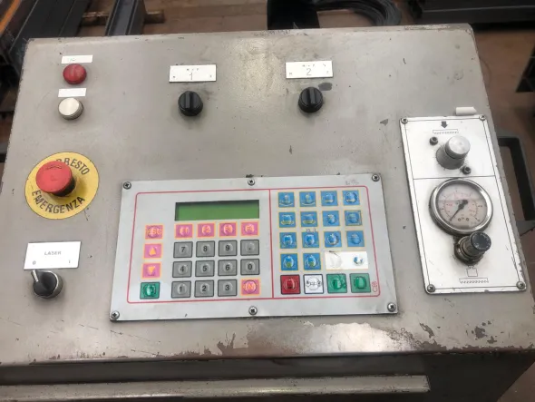 Sega a Nastro BIANCO 500 CNC 90° USATA