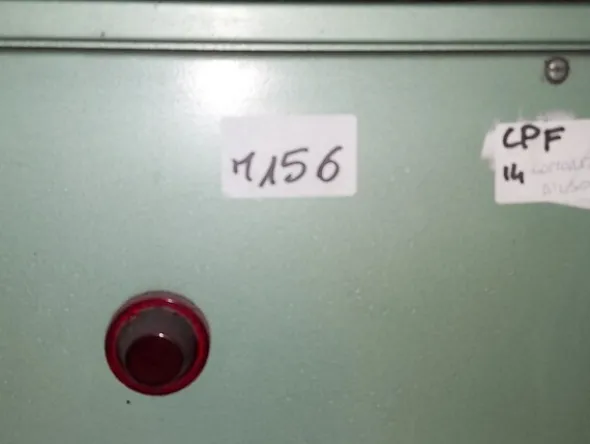 155#6059 Sega a nastro per tessuto Kuris e pressa adesivatrice