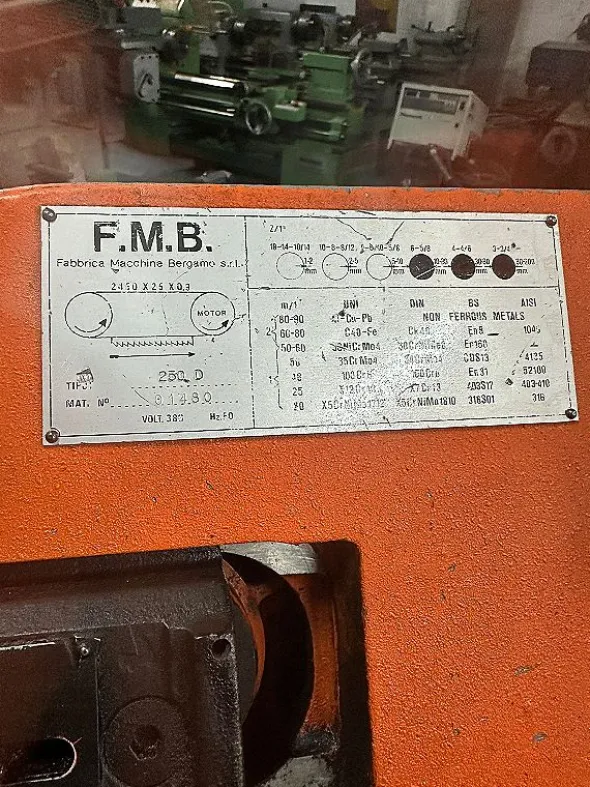Sega FMB 250 D a nastro manuale