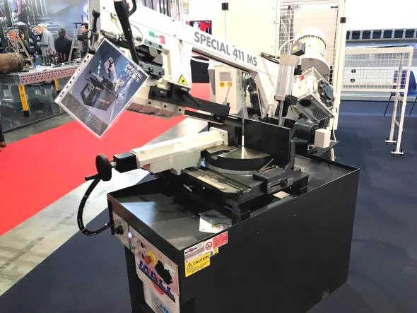 Segatrice semiautomatica MACC 411 MS