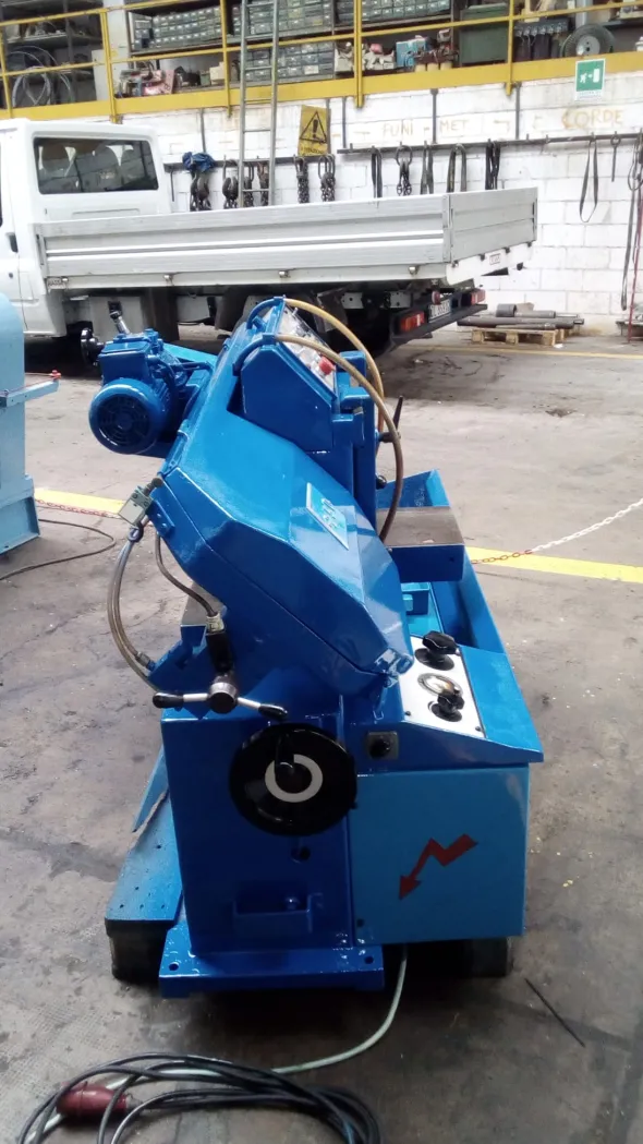 SEGHETTO A NASTRO FENDO SEMIAUTOMATICO MOD. SUPER 250