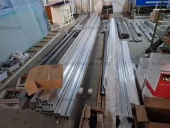 9#9105 Semilavorati, prodotti finiti ed accessori per la lavorazione del vetro