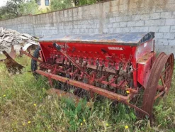 392#8349 Seminatrice Ubaldi e Trinciaballe