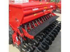 Seminatrice universale PERTUM S-300