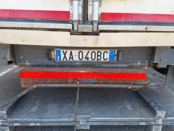 2#8690 Semirimorchio Chereau isotermico con gruppo refrigerante Thermo Kinge