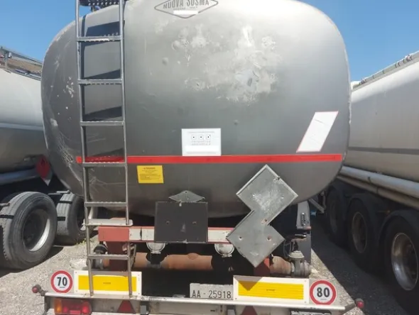 3#7713 Semirimorchio con cisterna Officina Serbatoi meccanici e Affini