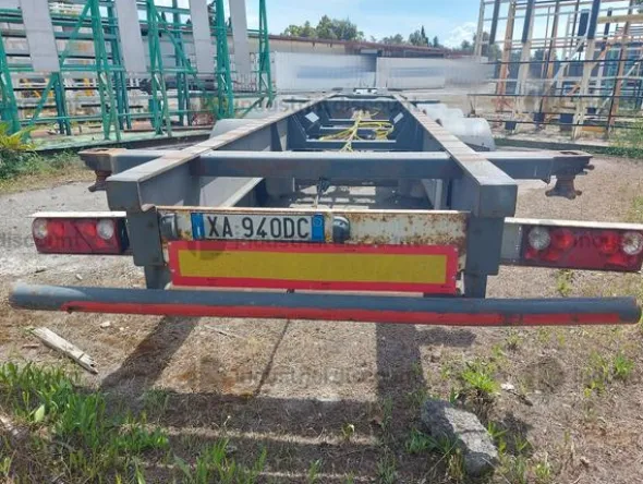 7#8978 Semirimorchio porta container CCFC