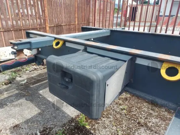 4#8978 Semirimorchio porta container CCFC