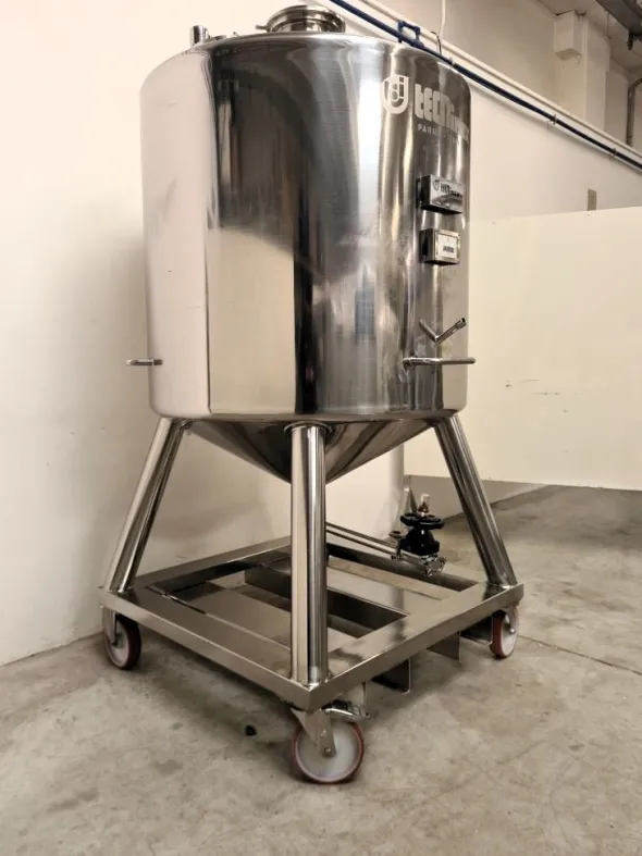 SERBATOIO CARRELLATO IN ACCIAIO(COD. MF-PR-SER-247)