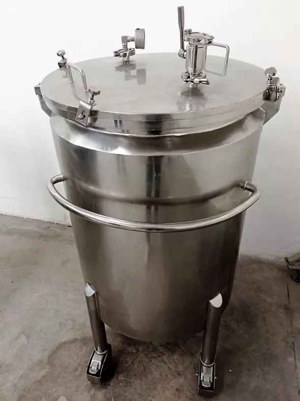 SERBATOIO CARRELLATO 240 LT (COD. MF-PR-SER-230)