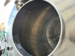 SERBATOIO IN ACCIAIO INOX 2000 LT – (COD. MF-PR-ELE-63)