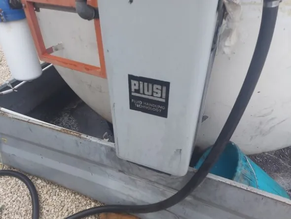 10#7657 Serbatoio stoccaggio carburante