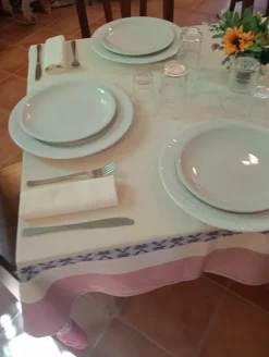 Set bicchieri acqua, vino e posate x 50 coperti.