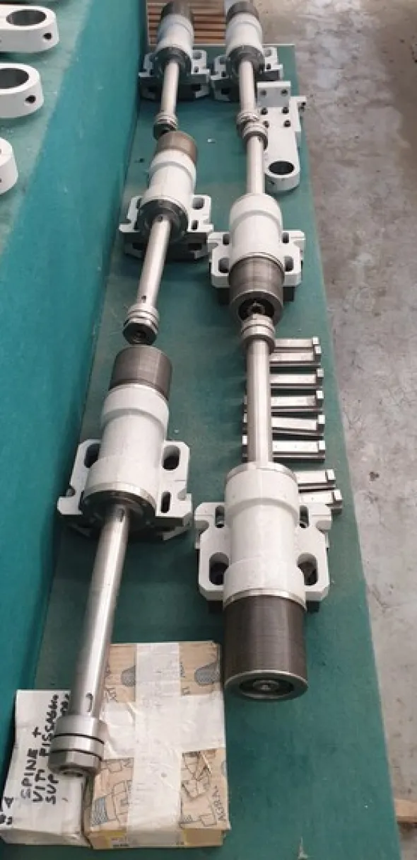 41#5770 Set ricambi alberi fresatrice cnc Bacci