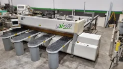 Sezionatrice con tavola elevatrice Biesse WNT 600