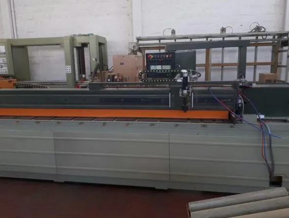 4#3435 Sezionatrice Scm z45p