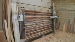 7#3629 Sezionatrice verticale GMC