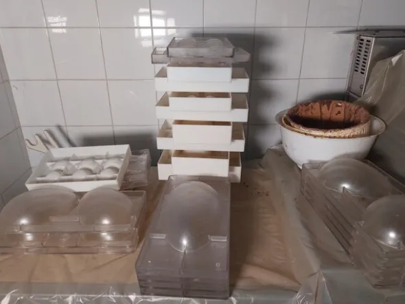 5#8037 Sfogliatrice Ostali Polin e Stampi per cioccolato