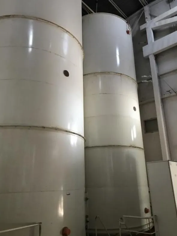 63#2536 Silos di stoccaggio