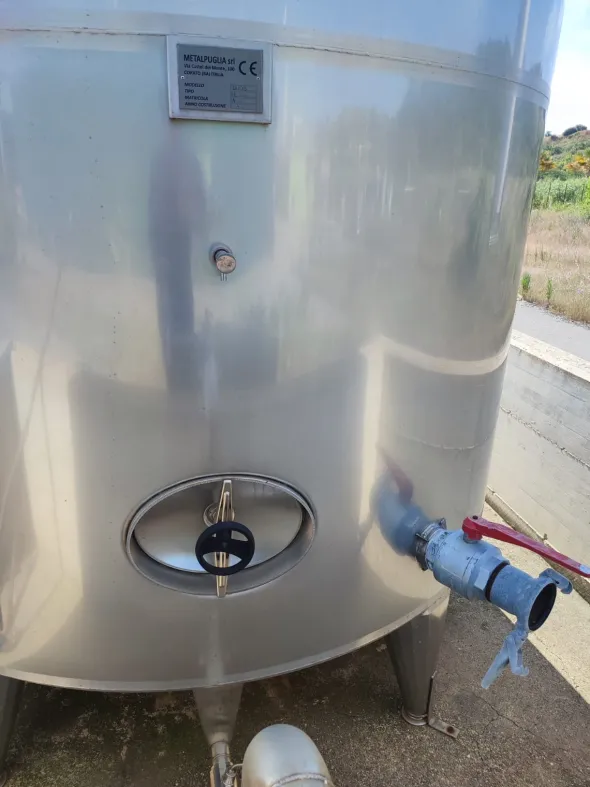 SILOS IN ACCIAIO INOX 30 m³ – METALPUGLIA (Anno 2011)