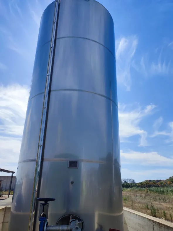 SILOS IN ACCIAIO INOX 30 m³ – METALPUGLIA (Anno 2011)