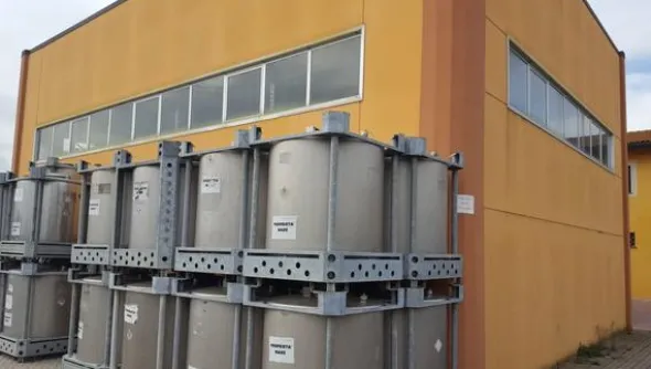 57#4068 Silos inox