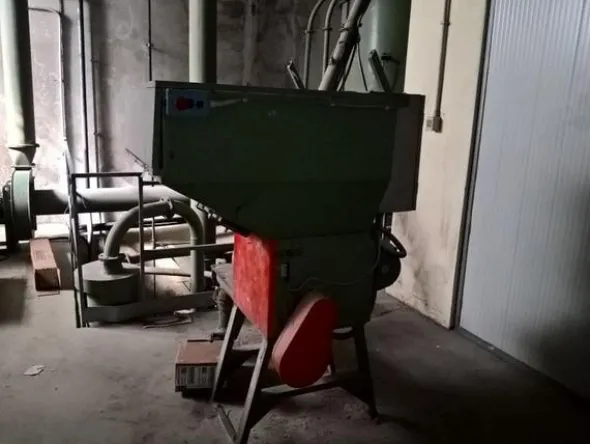 50#3630 Silos stoccaggio semole e impianti di trasporto