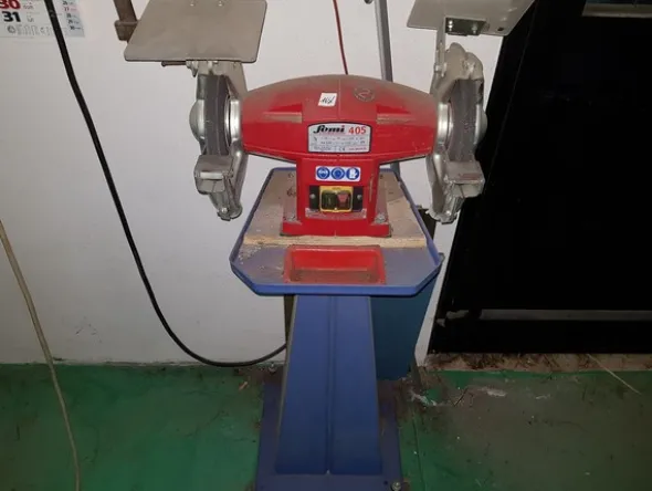 SMERIGLIATRICE DA BANCO PROFESSIONALE DOPPIA MOLA