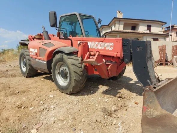 4#7215 Sollevatore Manitou