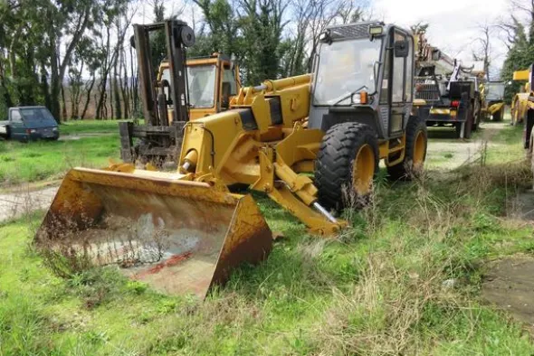 3#3066 Sollevatore telescopico JCB