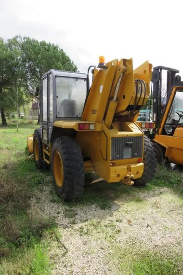 3#3066 Sollevatore telescopico JCB