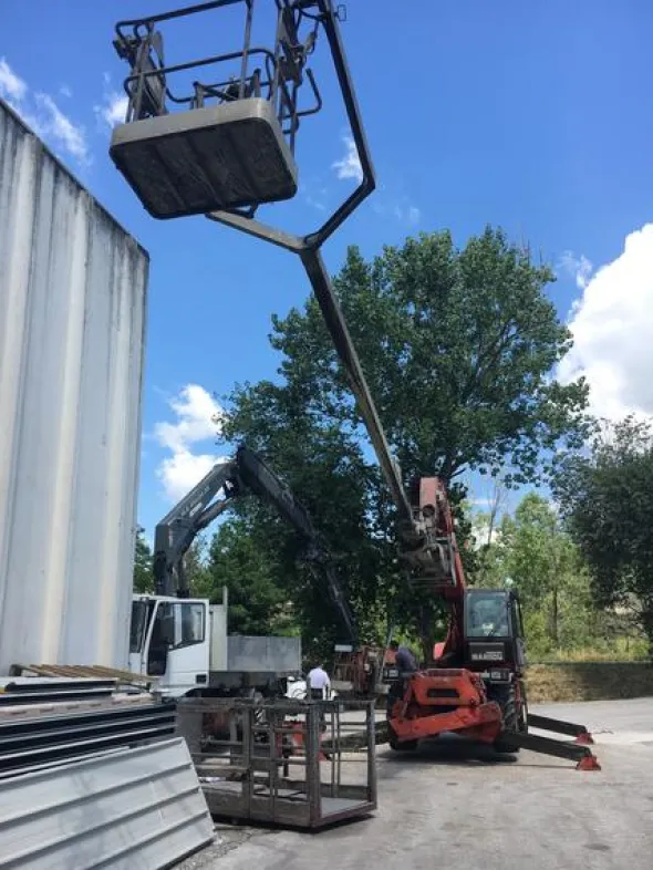 1#3222 Sollevatore telescopico Manitou Mrt 21.45 turbo completo di forche
