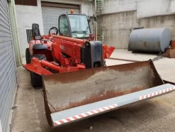 40#2895 Sollevatore telescopico Manitou