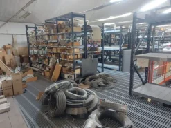 4#7887 Soppalco e scaffalature