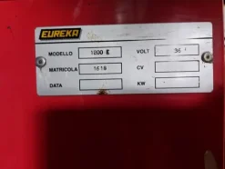 3#6453 Spazzapavimenti Eureka e lavapavimenti Portotecnica