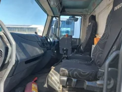 31#7528 Spazzatrice Iveco