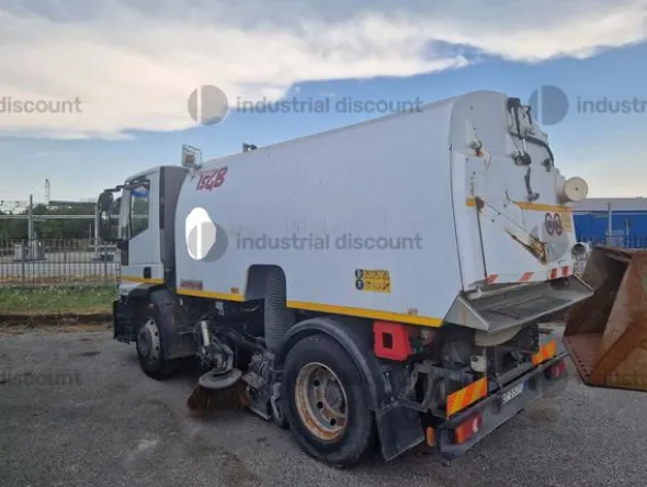 18#9064 Spazzatrice Iveco Ts4b