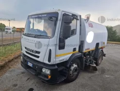 18#9064 Spazzatrice Iveco Ts4b