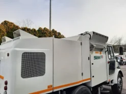 Spazzatrice meccanica Sicas 4000