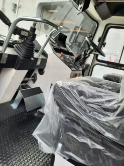 Spazzatrice meccanica Sicas 4000