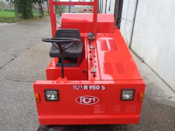 SPAZZATRICE MOTOSCOPA DIESEL