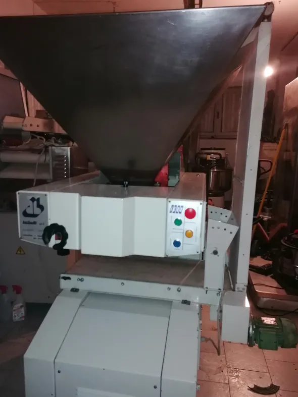 Spezzatrice volumetrica Bertuetti D300
