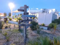 #23058 Stabilimento balneare ristorante con ampio parcheggio